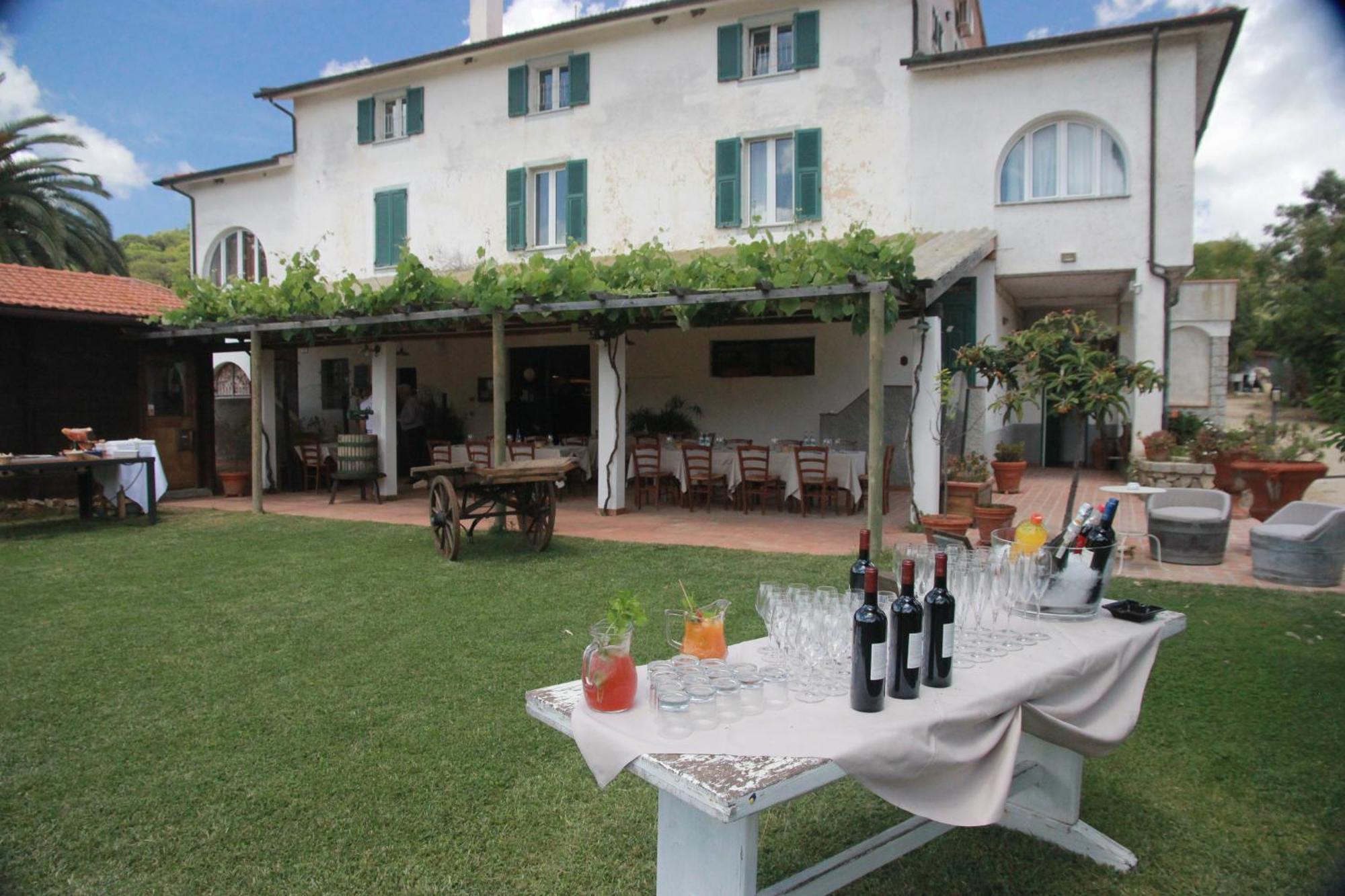 Azienda Agricola Sapereta Porto Azzurro Eksteriør bilde