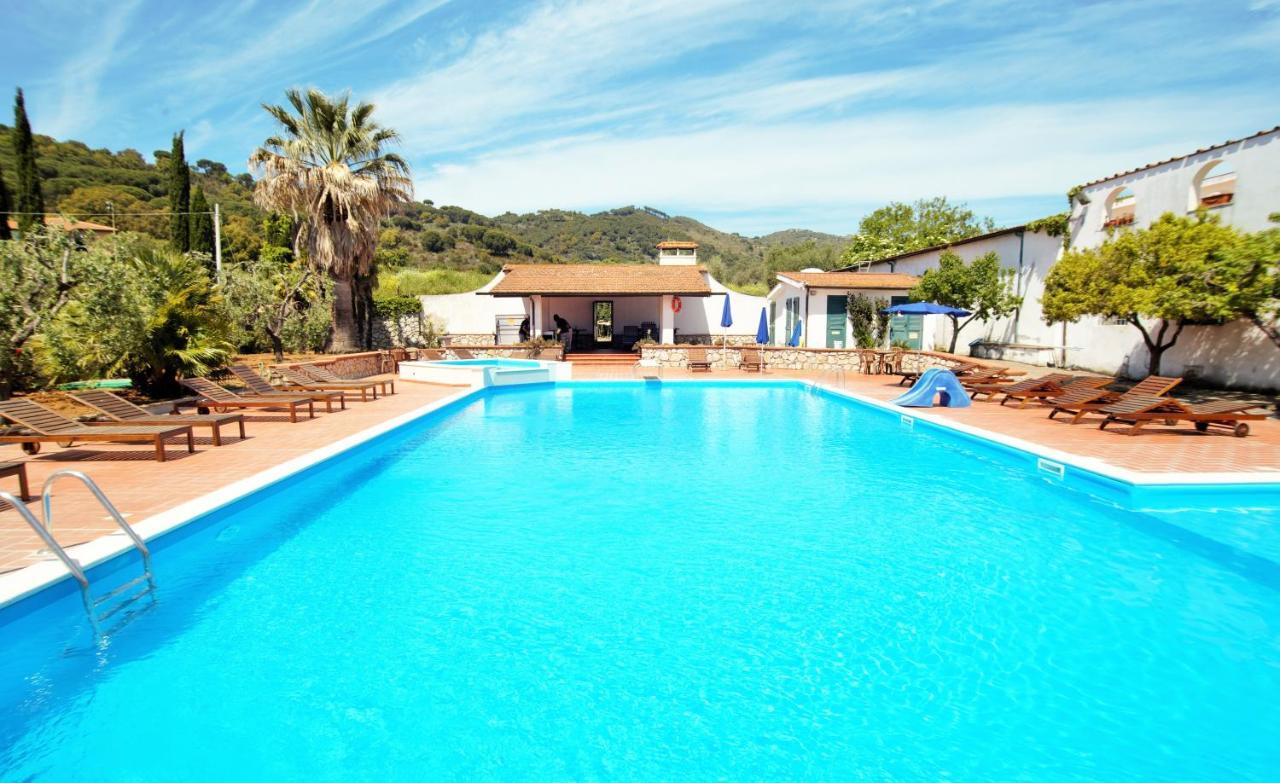 Azienda Agricola Sapereta Porto Azzurro Eksteriør bilde